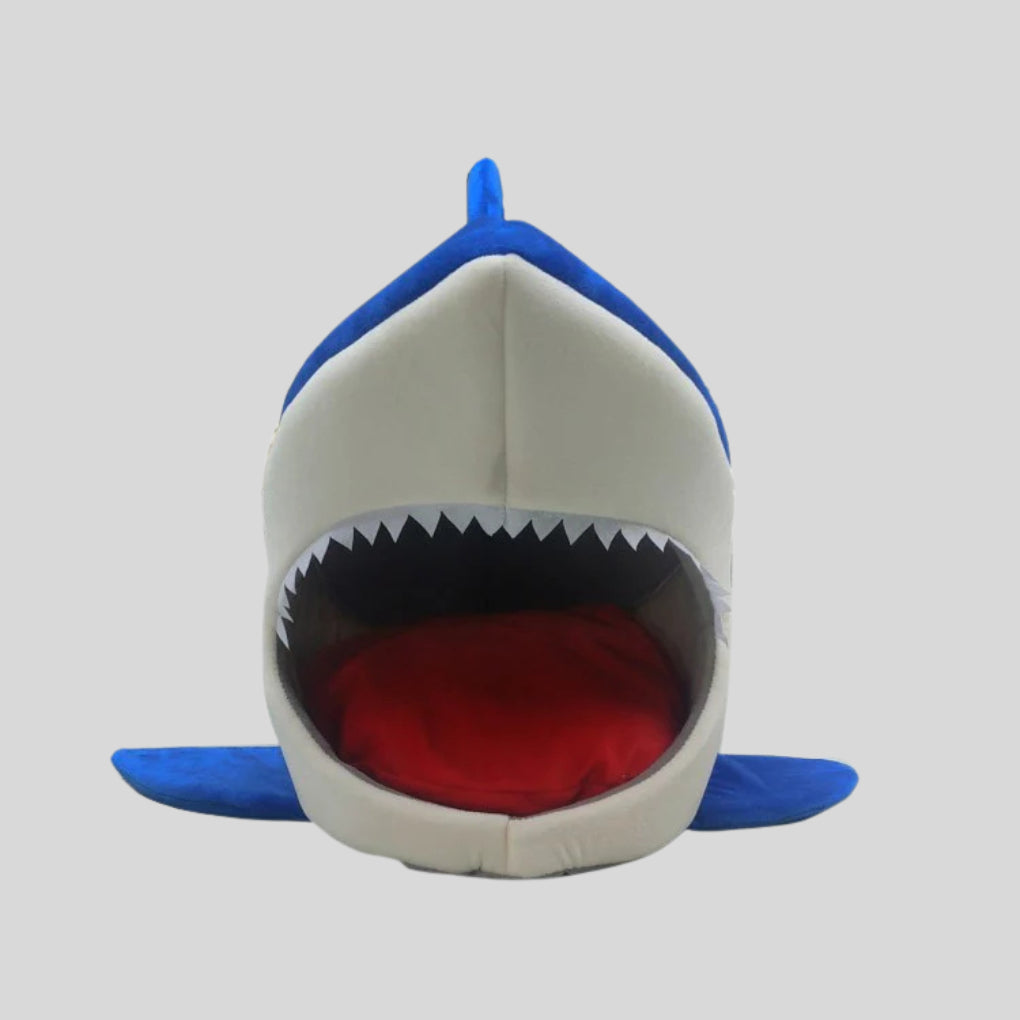 Shark‑Shape Pet Kennel - Opulenza