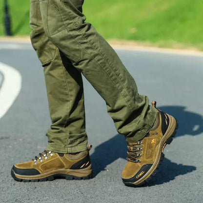 Sturdy Hiking Shoes with Orthopaedic Support - image 4 of 9
