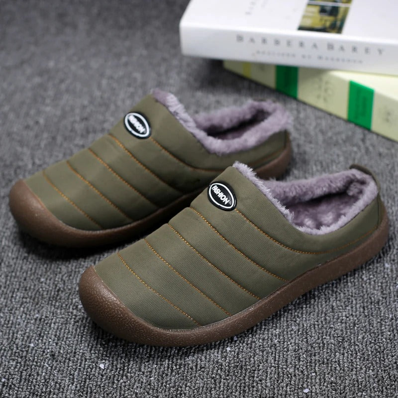 Comfortable Men's Slippers - image 8 of 15