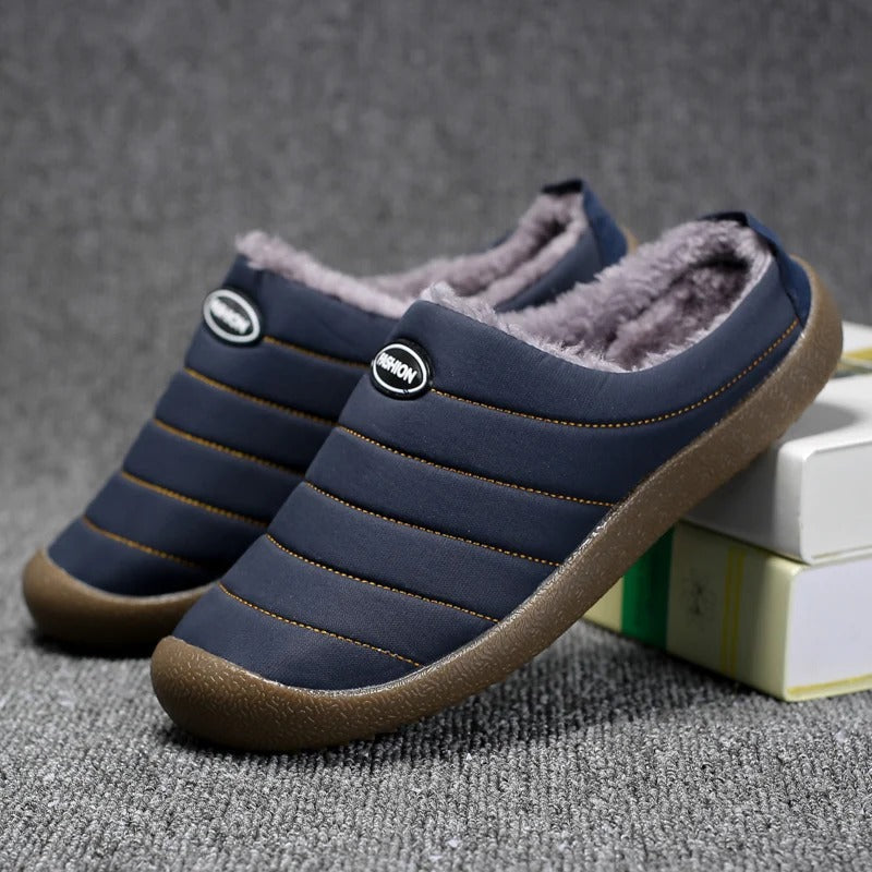 Comfortable Men's Slippers - image 11 of 15