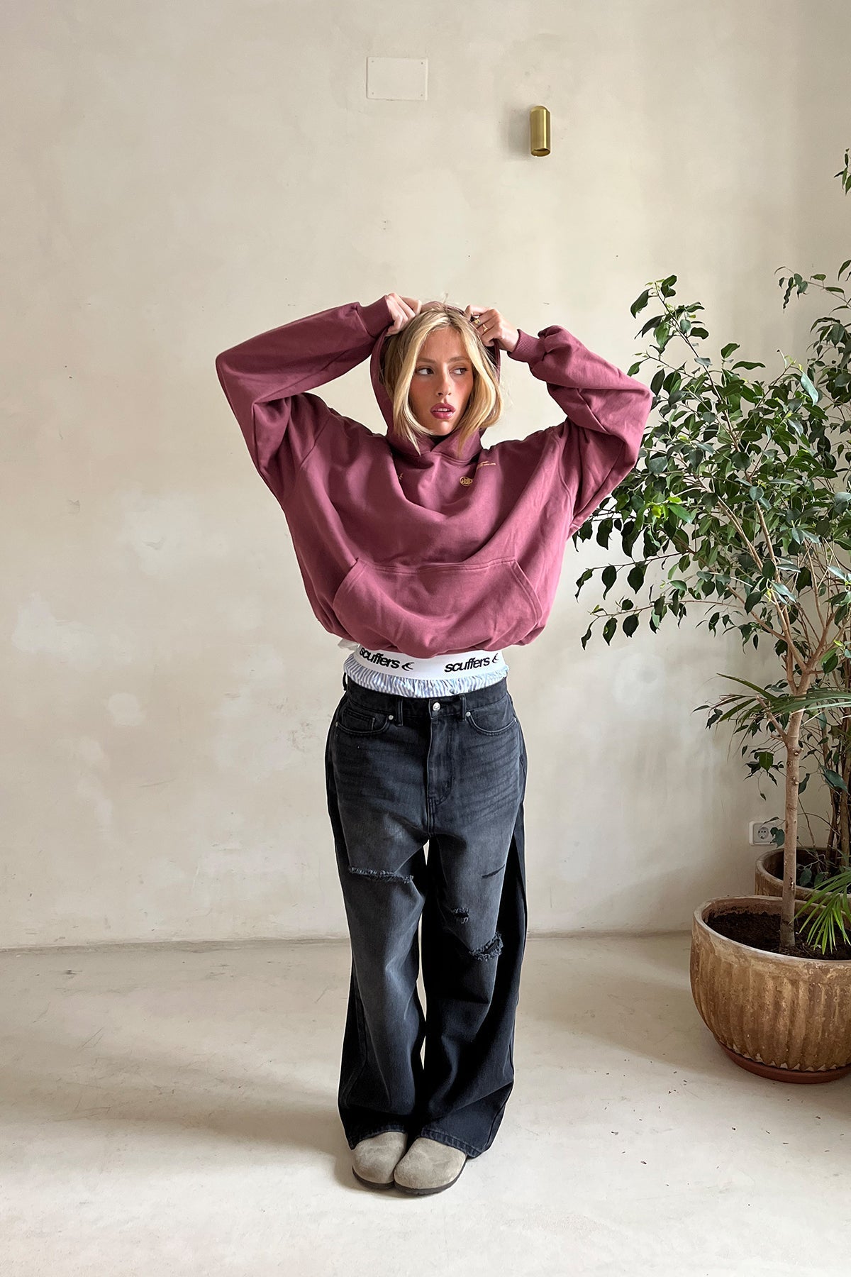 Comfortable and Stylish Hoodie - image 22 of 28