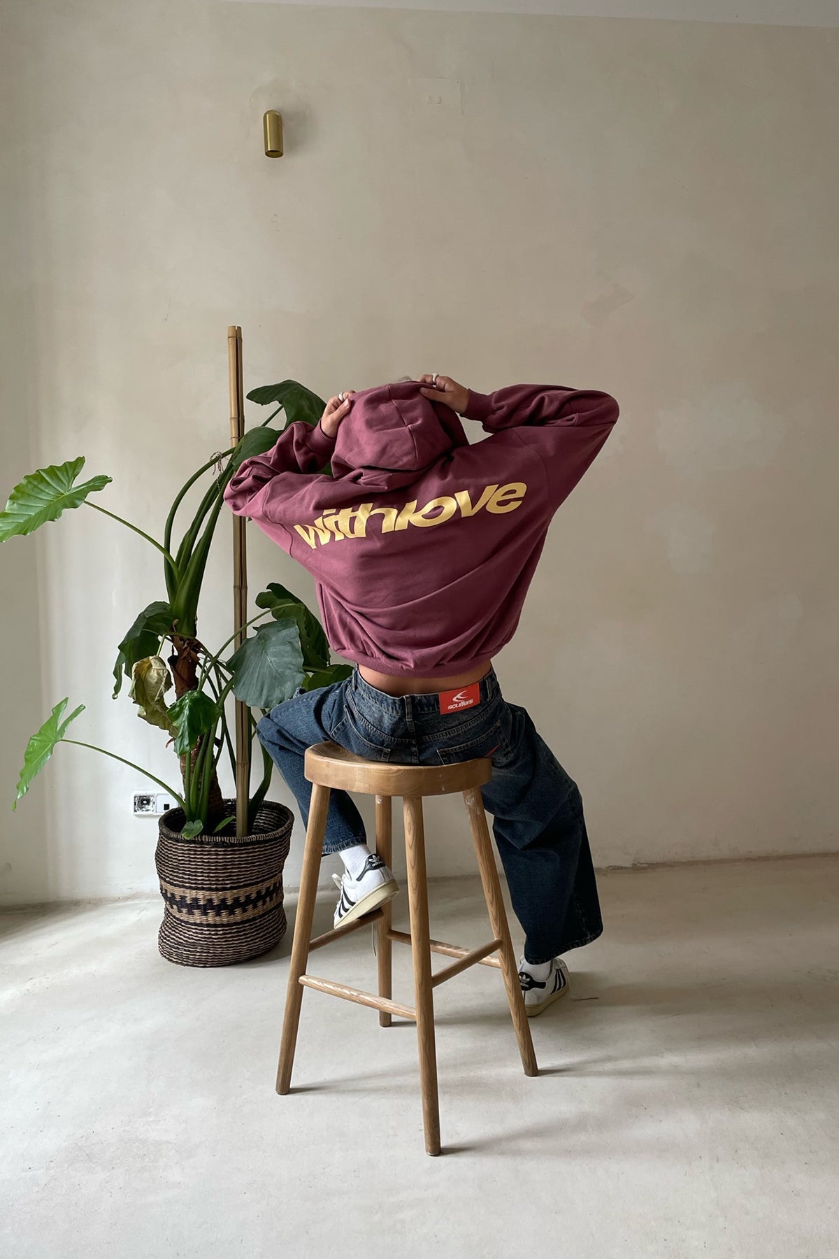Comfortable and Stylish Hoodie - image 3 of 28