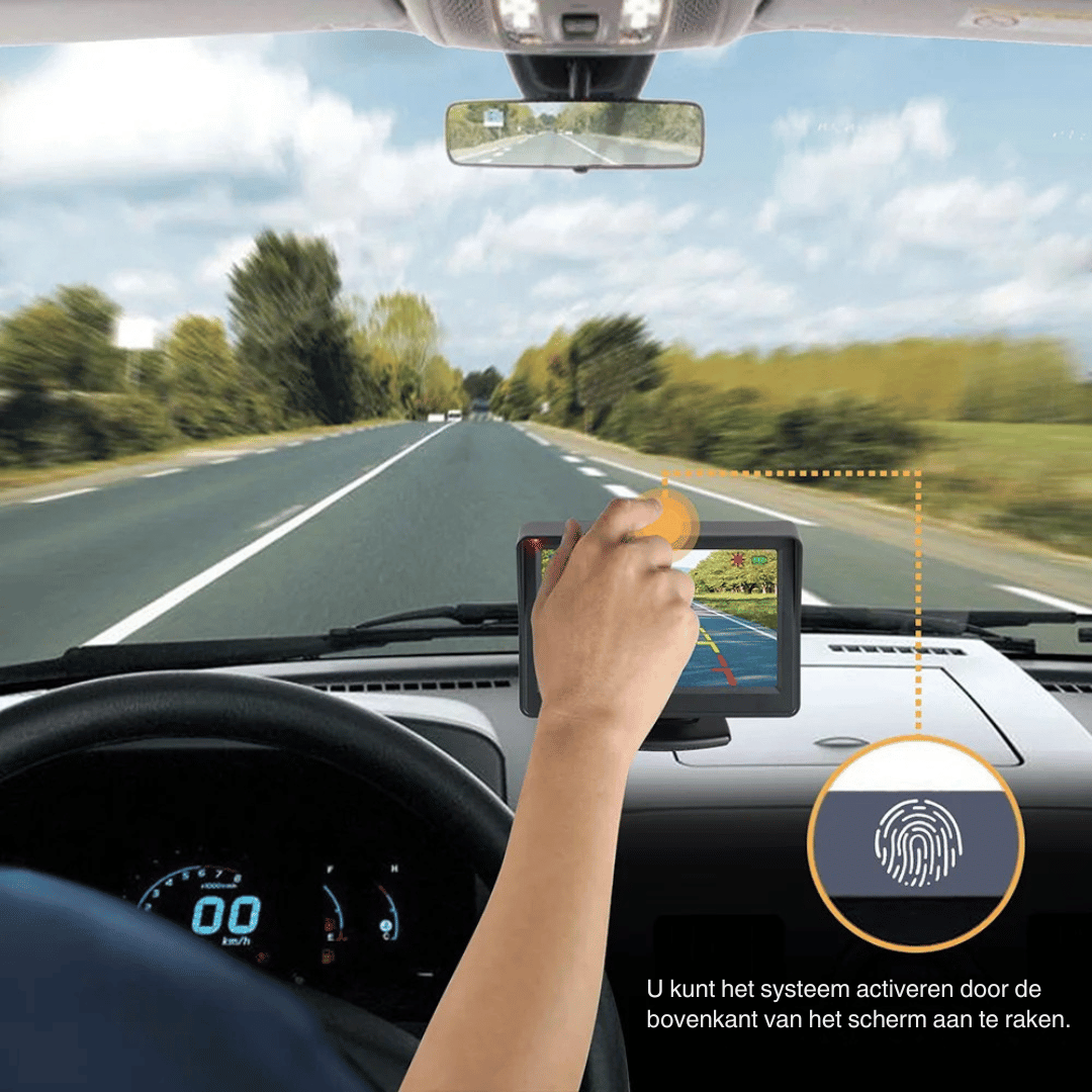 Solar HD Reversing Camera - image 8 of 10