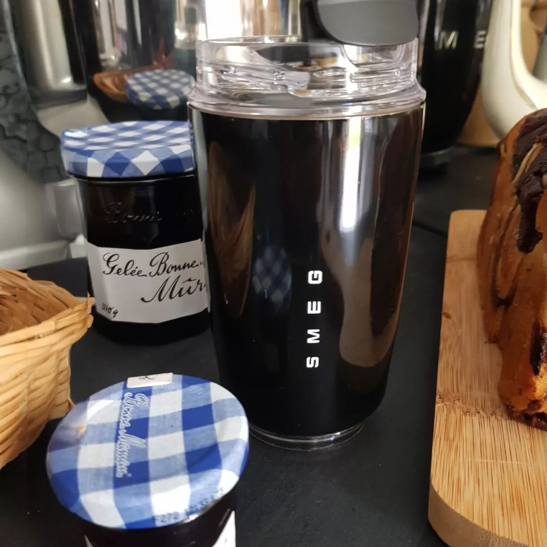 Elegant Thermal Mug - image 2 of 10