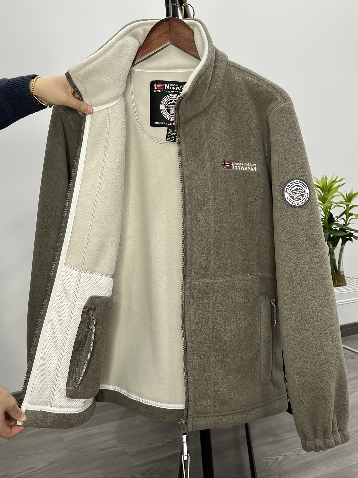 Outdoor Fleece Jacket - image 8 of 32