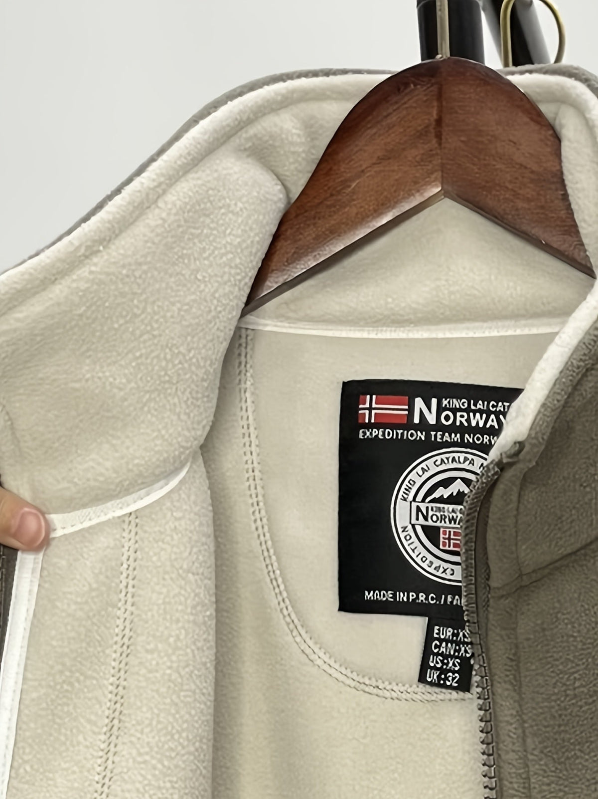 Outdoor Fleece Jacket - image 11 of 32