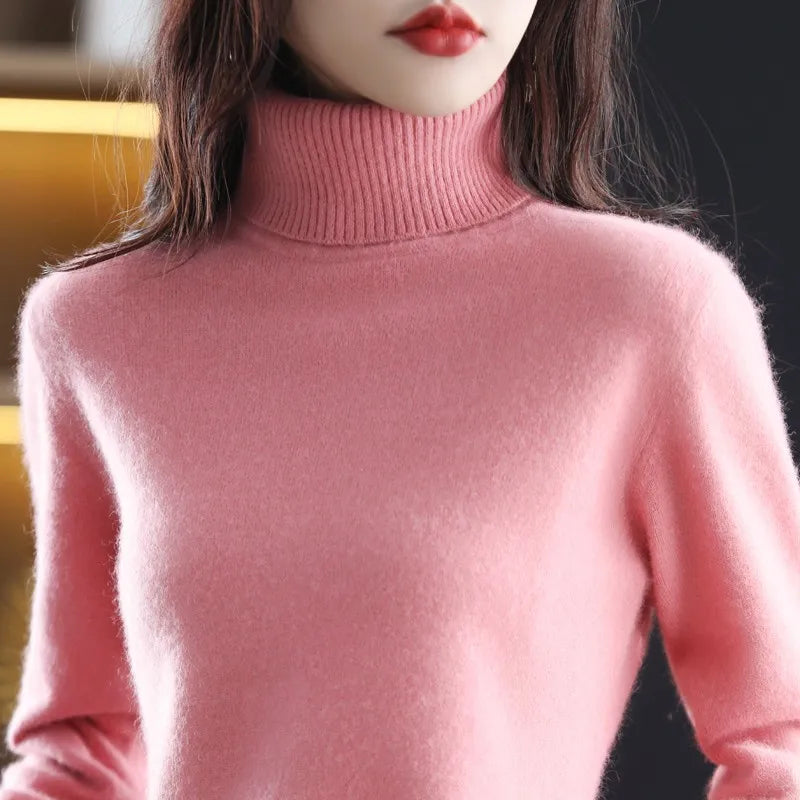 Luxurious Women's Turtleneck - image 6 of 29