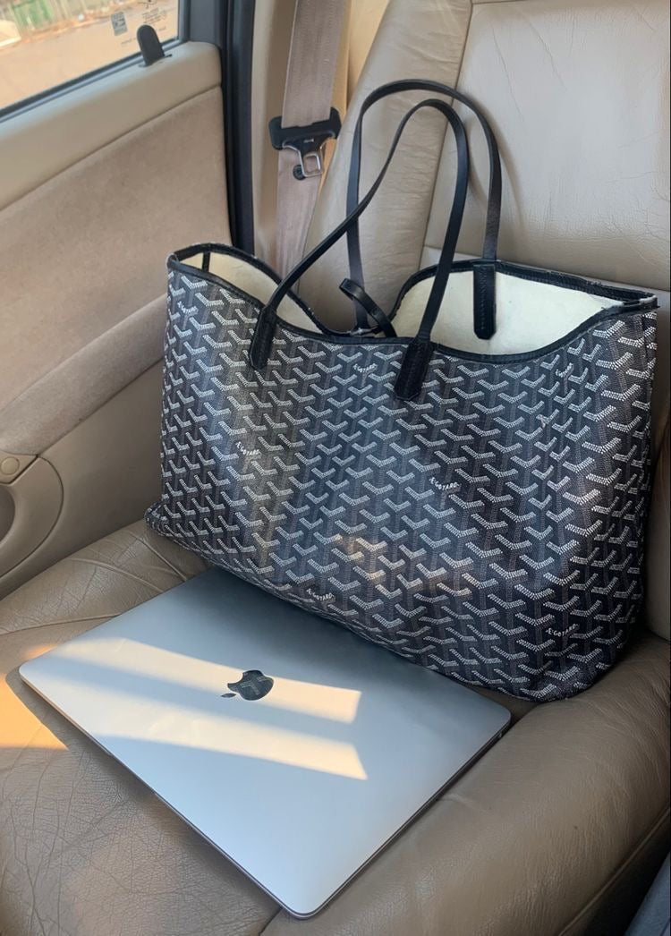 Luxurious Shopper Bag - image 9 of 9