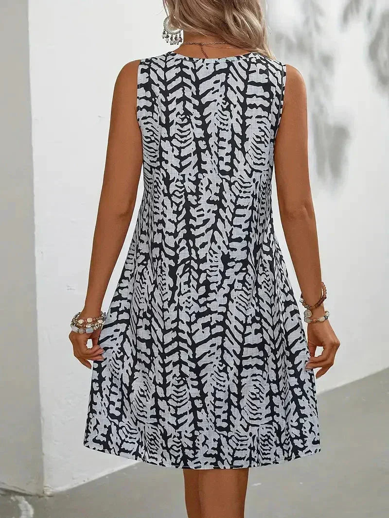 Women's Sleeveless Summer Dress - image 7 of 10