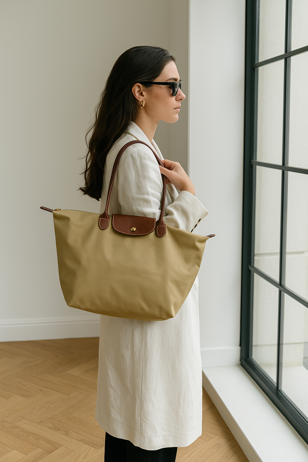 Luxury Shoulder Bag - image 5 of 5