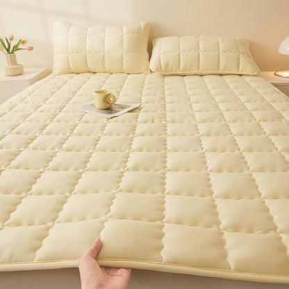All-Seasons Breathable Quilted Non-Slip Mattress Topper - Opulenza