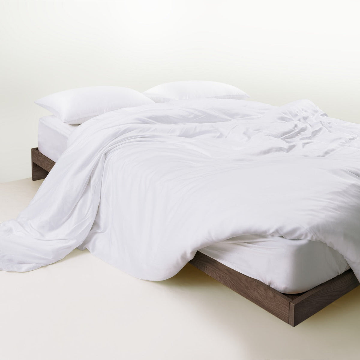 Bamboo Bedding Set  Pet Hair Repellent & Family-Friendly - Opulenza