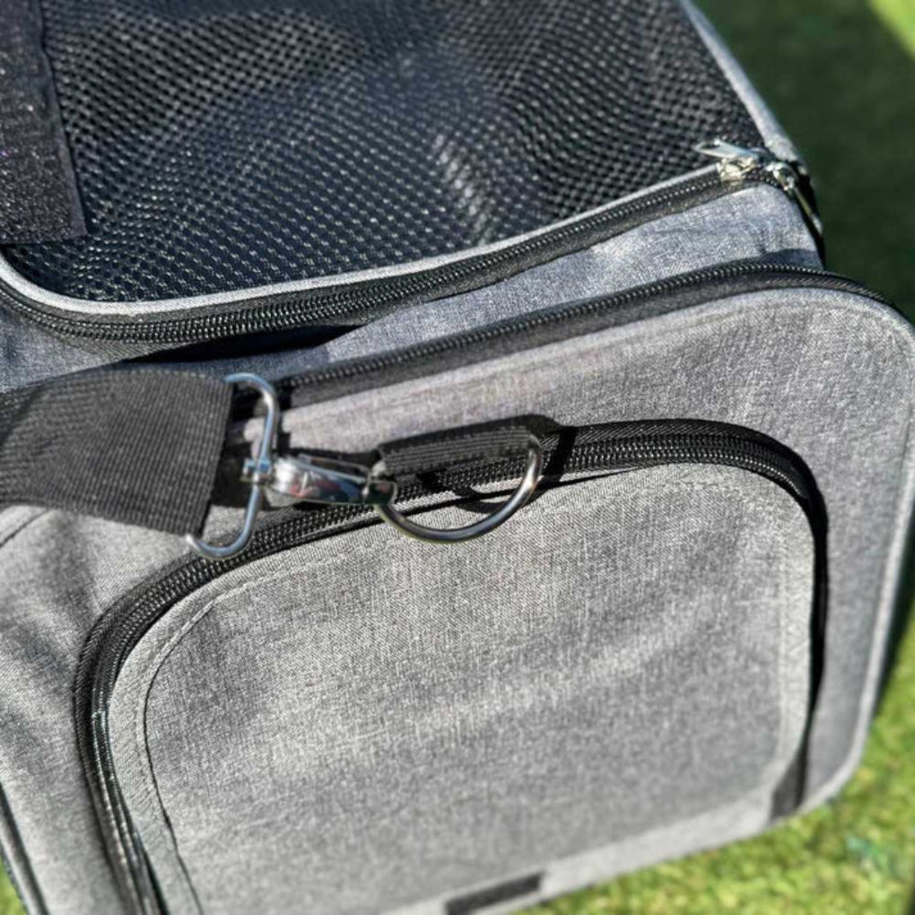 Pet Carrier 50×32×32 cm - Opulenza