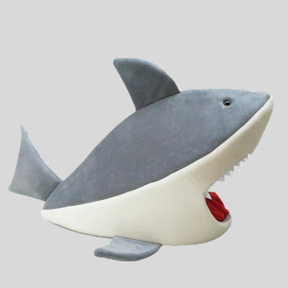 Shark‑Shape Pet Kennel - Opulenza