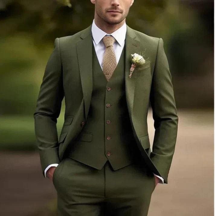 Modern 3-Piece Men's Suit - image 4 of 11