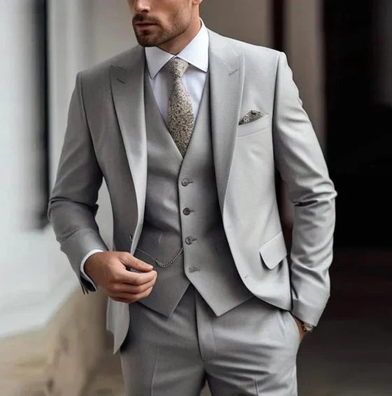 Modern 3-Piece Men's Suit - image 6 of 11