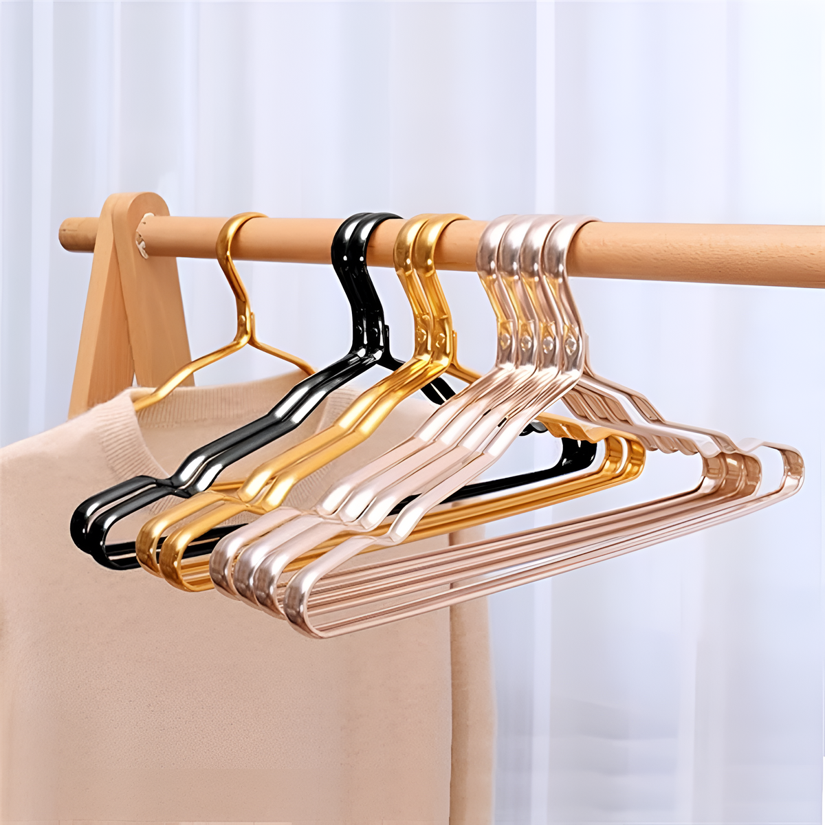Non-Slip Aluminium Clothes Hangers - image 7 of 9