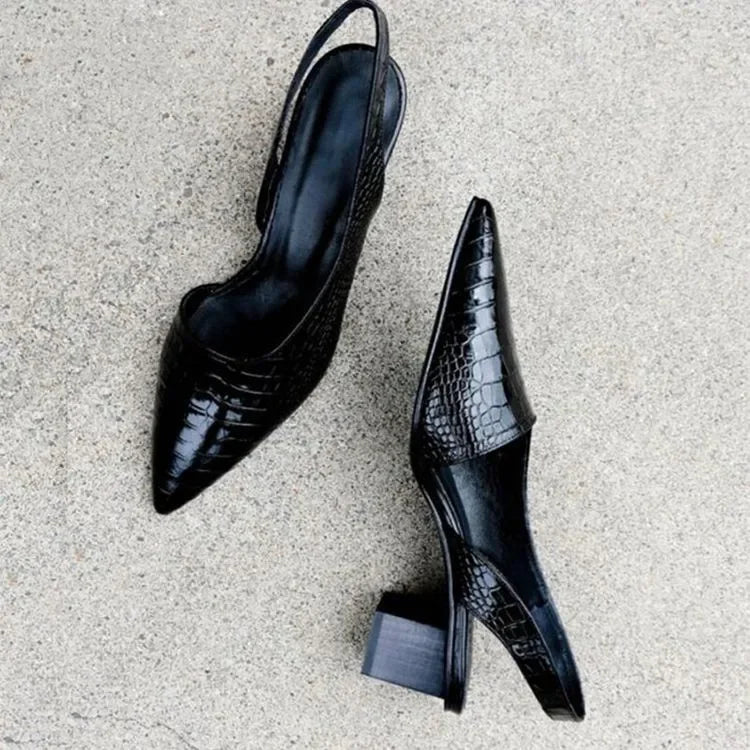 Vintage Pointed Slingback Pumps - image 4 of 7