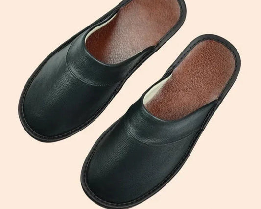 Black Men's Slippers - Comfortable - Men's shoes